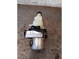 Gebruikte Pomp Servo Citroen Jumpy 2.0 Blue HDI 145 Prijs op aanvraag aangeboden door Autohandel-Smet Gebroeders NV