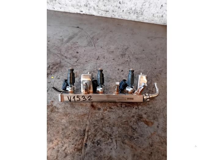 Gebruikte Galerij (Injectie) Opel Corsa F (UB/UH/UP) 1.2 12V 75 Prijs op aanvraag aangeboden door Autohandel-Smet Gebroeders NV