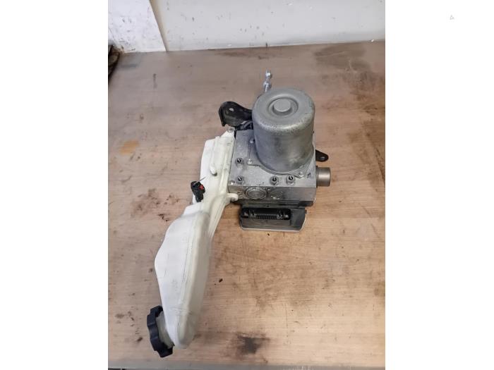 Gebruikte ABS Pomp Opel Astra K 1.5 CDTi 105 12V Prijs op aanvraag aangeboden door Autohandel-Smet Gebroeders NV