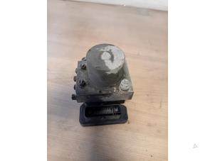 Gebruikte ABS Pomp Iveco New Daily VI 35C18, 40C18, 50C18, 65C18, 70C18, 35S18 Prijs op aanvraag aangeboden door Autohandel-Smet Gebroeders NV