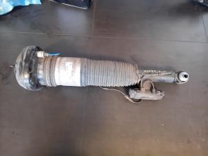 Gebruikte Schokdemper rechts-achter BMW 7 serie (G11/12) 745e,Le Prijs op aanvraag aangeboden door Autohandel-Smet Gebroeders NV