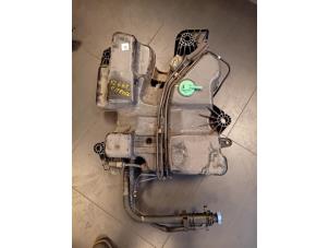 Gebruikte Ureumreservoir Citroen Jumpy 2.0 Blue HDI 145 Prijs op aanvraag aangeboden door Autohandel-Smet Gebroeders NV