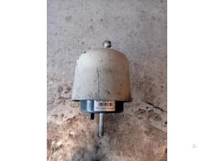 Gebruikte Motorsteun Volkswagen Phaeton (3D) 3.0 V6 TDI 24V 4Motion Prijs op aanvraag aangeboden door Autohandel-Smet Gebroeders NV