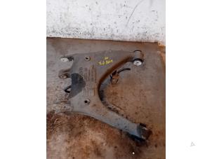 Gebruikte Triangel rechts-achter Volkswagen Phaeton (3D) 3.0 V6 TDI 24V 4Motion Prijs op aanvraag aangeboden door Autohandel-Smet Gebroeders NV