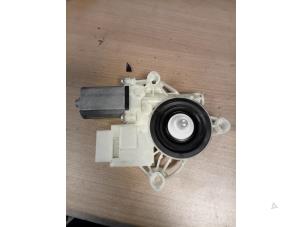 Gebruikte Motor electrisch raam BMW X5 (G05) xDrive 45 e iPerformance 3.0 24V Prijs op aanvraag aangeboden door Autohandel-Smet Gebroeders NV