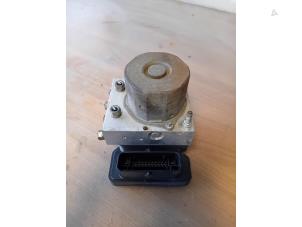 Gebruikte ABS Pomp Citroen Jumper (U9) 2.2 HDi 130 Prijs op aanvraag aangeboden door Autohandel-Smet Gebroeders NV