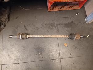 Gebruikte Steekas links-achter Toyota RAV4 (A4) 2.2 D-4D 16V 4x4 Prijs op aanvraag aangeboden door Autohandel-Smet Gebroeders NV