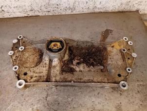 Gebruikte Motorbalk Volkswagen Golf VI (5K1) 1.6 TDI 16V Prijs op aanvraag aangeboden door Autohandel-Smet Gebroeders NV