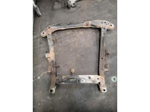 Gebruikte Subframe Dacia Dokker (0S) 1.6 16V Prijs op aanvraag aangeboden door Autohandel-Smet Gebroeders NV