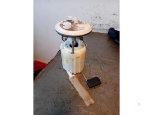 Gebruikte Tank element Pomp Hyundai i30 (GDHB5) 1.6 GDI Blue 16V Prijs op aanvraag aangeboden door Autohandel-Smet Gebroeders NV