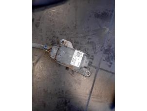 Gebruikte Nox sensor Mitsubishi L-200 2.2 DI-D 4WD Prijs op aanvraag aangeboden door Autohandel-Smet Gebroeders NV