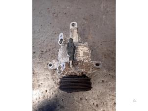 Gebruikte Aircopomp Dacia Sandero II 0.9 TCE 12V Prijs op aanvraag aangeboden door Autohandel-Smet Gebroeders NV