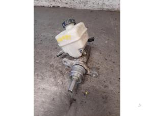 Gebruikte Hoofdremcilinder Volkswagen Crafter 2.0 TDI 16V Prijs op aanvraag aangeboden door Autohandel-Smet Gebroeders NV