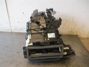 Gebruikte Kachelhuis Renault Captur II (RJB) 1.0 TCe 90 12V Prijs op aanvraag aangeboden door Autohandel-Smet Gebroeders NV