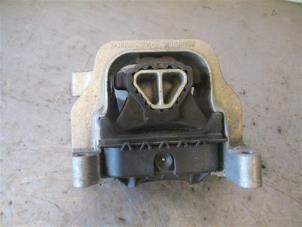 Gebruikte Motorrubber Volkswagen Polo V (6R) 1.4 TDI 12V 90 Prijs op aanvraag aangeboden door Autohandel-Smet Gebroeders NV