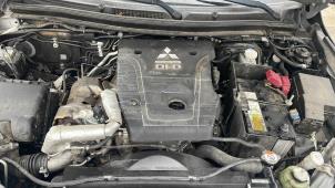 Gebruikte Motor Mitsubishi L-200 2.2 DI-D 4WD Prijs op aanvraag aangeboden door Autohandel-Smet Gebroeders NV