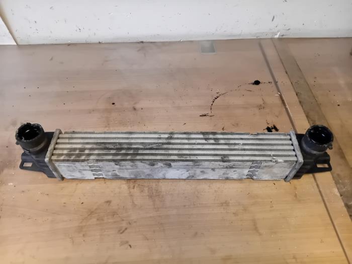 Gebruikte Intercooler Fiat Fiorino (225) 1.3 D 16V Multijet Prijs op aanvraag aangeboden door Autohandel-Smet Gebroeders NV