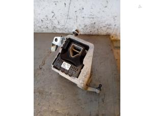 Gebruikte Motorsteun BMW X1 (F48) sDrive 18i 1.5 12V TwinPower Turbo Prijs op aanvraag aangeboden door Autohandel-Smet Gebroeders NV