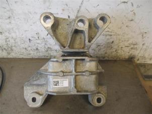 Gebruikte Motorsteun Jeep Renegade (BU) 1.0 GSE T3 12V Prijs op aanvraag aangeboden door Autohandel-Smet Gebroeders NV