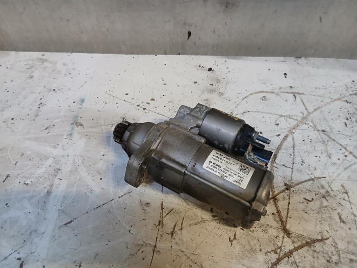 Gebruikte Startmotor Volkswagen Polo VI (AW1) 1.0 MPI 12V Prijs op aanvraag aangeboden door Autohandel-Smet Gebroeders NV