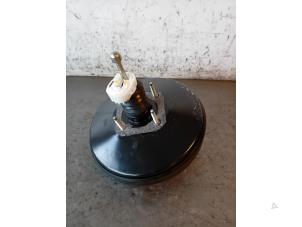 Gebruikte Rembooster Jeep Renegade (BU) 1.0 GSE T3 12V Prijs op aanvraag aangeboden door Autohandel-Smet Gebroeders NV