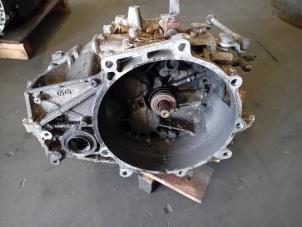 Gebruikte Versnellingsbak Chrysler Sebring (JR) 2.0 16V Prijs op aanvraag aangeboden door Autohandel-Smet Gebroeders NV