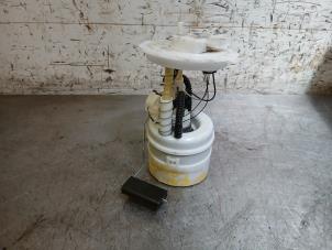 Gebruikte Tank element Pomp Nissan Juke (F16) 1.0 DIG-T 12V Prijs op aanvraag aangeboden door Autohandel-Smet Gebroeders NV
