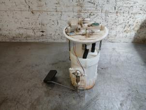 Gebruikte Tank element Pomp Renault Trafic New (FL) 2.0 dCi 16V 115 Prijs op aanvraag aangeboden door Autohandel-Smet Gebroeders NV