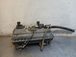 Gebruikte Ureumreservoir Iveco New Daily VI 35C15, 35S15, 40C15, 50C15, 65C15, 70C15 Prijs op aanvraag aangeboden door Autohandel-Smet Gebroeders NV