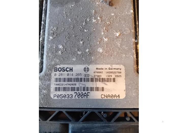 Computer Motormanagement van een Chrysler Sebring (JR) 2.0 16V 2004