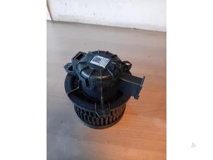 Gebruikte Aanjager Ssang Yong Korando 1.5 e-XGDi 16V 2WD Prijs op aanvraag aangeboden door Autohandel-Smet Gebroeders NV