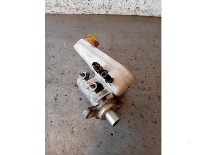 Gebruikte Hoofdremcilinder Fiat Ducato (250) 2.3 D 130 Multijet Prijs op aanvraag aangeboden door Autohandel-Smet Gebroeders NV