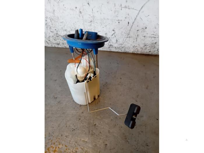 Gebruikte Tank element Pomp Seat Leon ST (5FF) 1.8 TSI Ecomotive 16V Prijs op aanvraag aangeboden door Autohandel-Smet Gebroeders NV