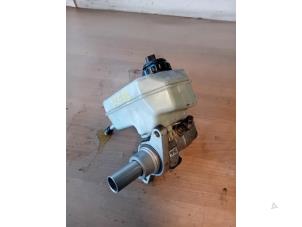 Gebruikte Hoofdremcilinder Volkswagen Tiguan (5N1/2) 2.0 TDI 16V Blue Motion Prijs op aanvraag aangeboden door Autohandel-Smet Gebroeders NV