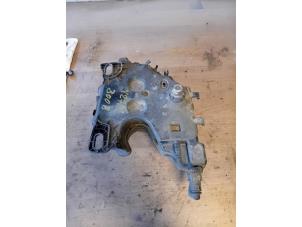 Gebruikte Additatief tank Peugeot 3008 II (M4/MC/MJ/MR) 1.6 BlueHDi 115 Prijs op aanvraag aangeboden door Autohandel-Smet Gebroeders NV