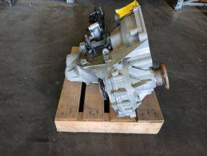 Gebruikte Versnellingsbak Seat Leon (KLB) 1.5 TSI 16V Prijs op aanvraag aangeboden door Autohandel-Smet Gebroeders NV