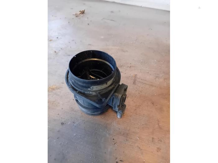 Gebruikte Luchthoeveelheidsmeter Skoda Superb Combi (3V5) 1.6 TDI Prijs op aanvraag aangeboden door Autohandel-Smet Gebroeders NV