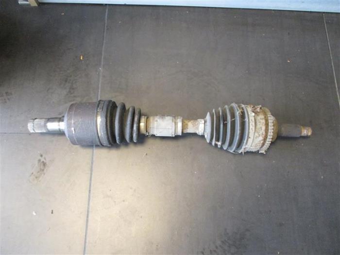 Gebruikte Steekas links-voor Mazda MPV (LW19/69) 2.0 CiTD 16V Prijs op aanvraag aangeboden door Autohandel-Smet Gebroeders NV
