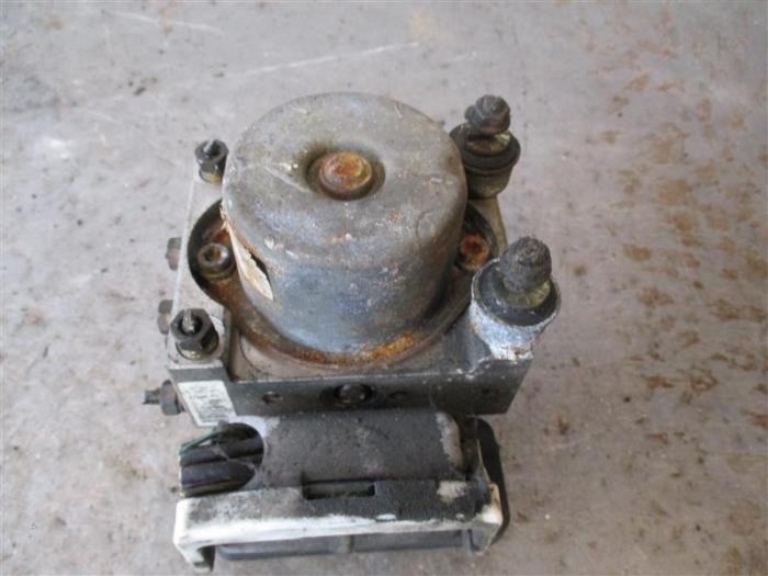 Gebruikte ABS Pomp Mazda MPV (LW19/69) 2.0 CiTD 16V Prijs op aanvraag aangeboden door Autohandel-Smet Gebroeders NV