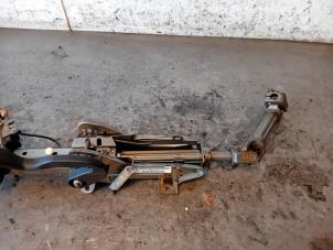 Gebruikte Stuurkolom compleet Volkswagen Golf VI (5K1) 1.4 16V Prijs op aanvraag aangeboden door Autohandel-Smet Gebroeders NV