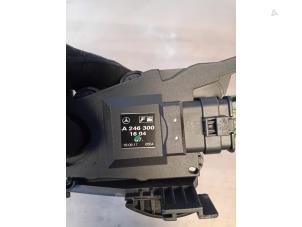 Sensor Gaspedaalpositie van een Mercedes-Benz CLA (117.3) 1.5 CLA-180 CDI, 180 d 16V 2018