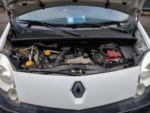 Gebruikte Motor Renault Kangoo Express (FW) 1.5 dCi 70 Prijs op aanvraag aangeboden door Autohandel-Smet Gebroeders NV
