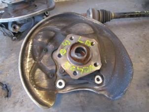 Gebruikte Fusee links-achter Audi Q5 (FYB/FYG) 2.0 40 TDI 16V Quattro Prijs op aanvraag aangeboden door Autohandel-Smet Gebroeders NV