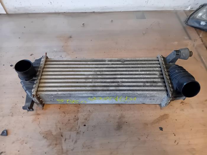 Gebruikte Intercooler Renault Kangoo Express (FW) 1.5 dCi 70 Prijs op aanvraag aangeboden door Autohandel-Smet Gebroeders NV