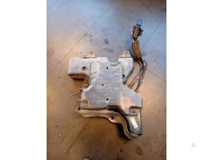 Gebruikte Ureumreservoir Volkswagen Crafter (SY) 2.0 TDI RWD Prijs op aanvraag aangeboden door Autohandel-Smet Gebroeders NV