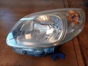 Gebruikte Koplamp links Renault Kangoo Express (FW) 1.5 dCi 75 Prijs op aanvraag aangeboden door Autohandel-Smet Gebroeders NV