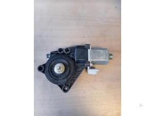 Gebruikte Portierruitmotor Hyundai iX20 (JC) 1.4 CRDi 16V Prijs op aanvraag aangeboden door Autohandel-Smet Gebroeders NV