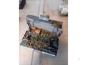 Gebruikte Zekeringkast BMW 3 serie (E92) M3 4.0 V8 32V Prijs op aanvraag aangeboden door Autohandel-Smet Gebroeders NV