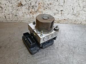 Gebruikte ABS Pomp Peugeot Boxer (U9) 3.0 HDi 175 Euro 5 Prijs op aanvraag aangeboden door Autohandel-Smet Gebroeders NV