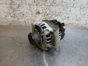 Gebruikte Dynamo Ford Tourneo Custom 2.2 TDCi 16V Prijs op aanvraag aangeboden door Autohandel-Smet Gebroeders NV